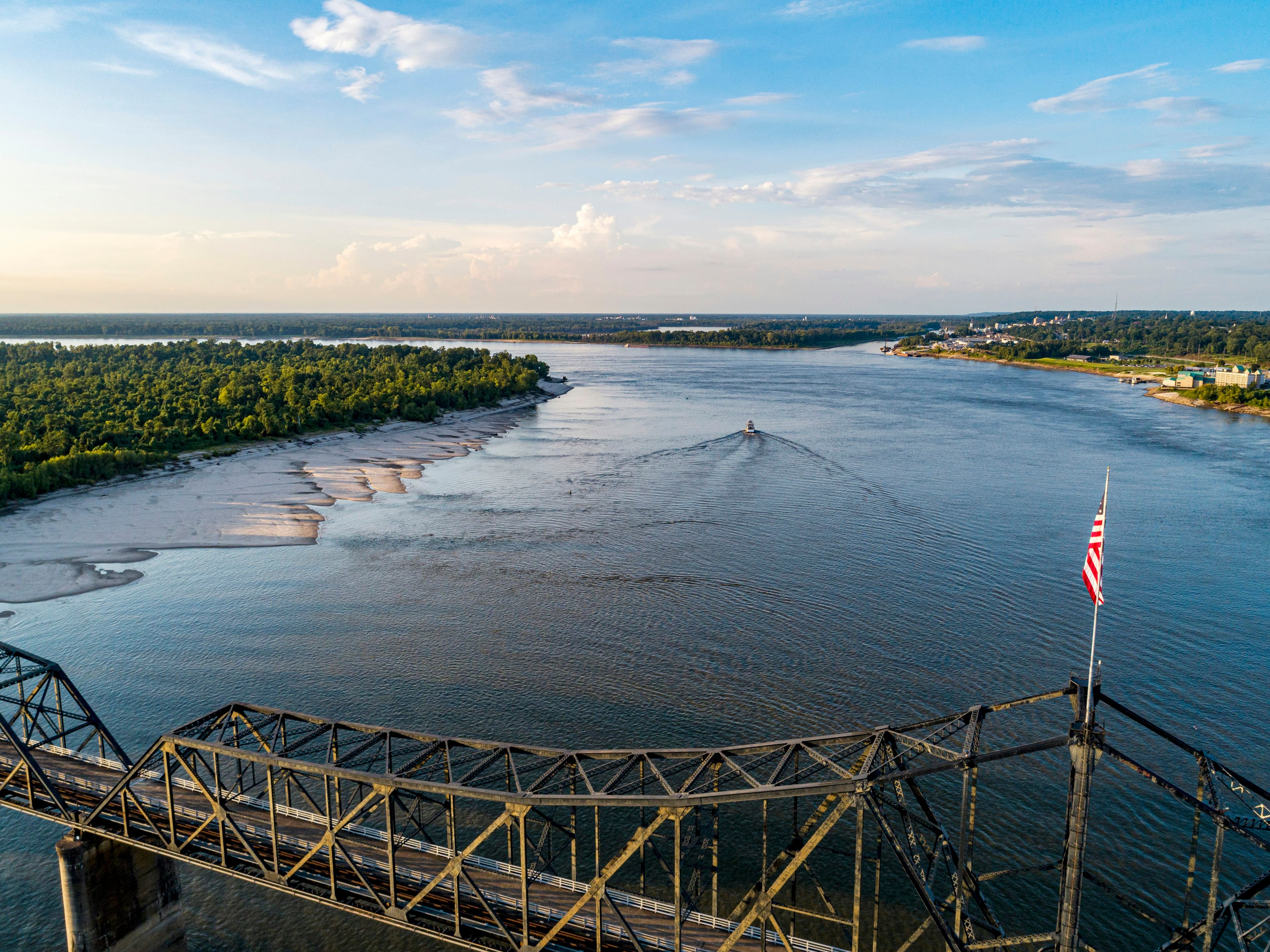 Bridge over the Mississippi River near Vicksburg, Mississippi